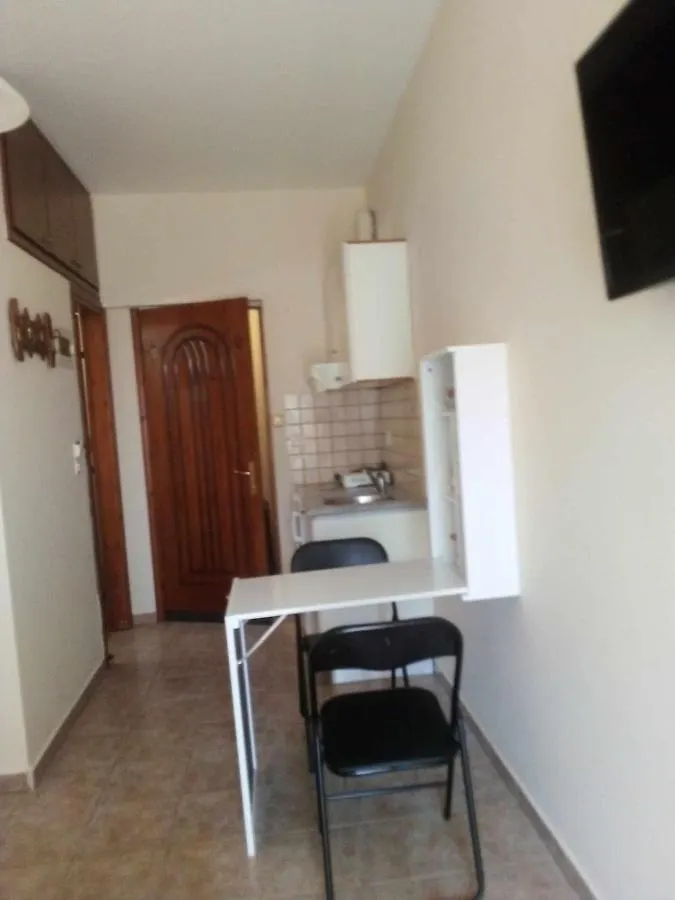 Irini'S Aparthotel Νέα Μουδανιά 0*,  Ελλάδα